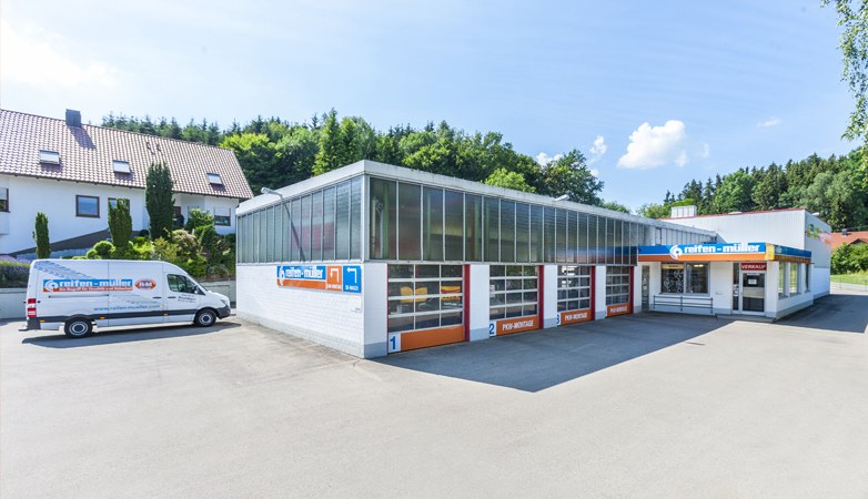 Reifen Müller Filiale Krumbach, Außenansicht